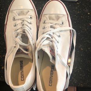 Size 9 White Converse